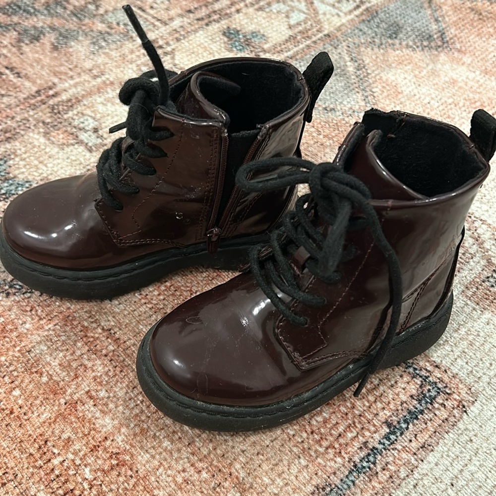 Size 23 (6 us) Zara boots